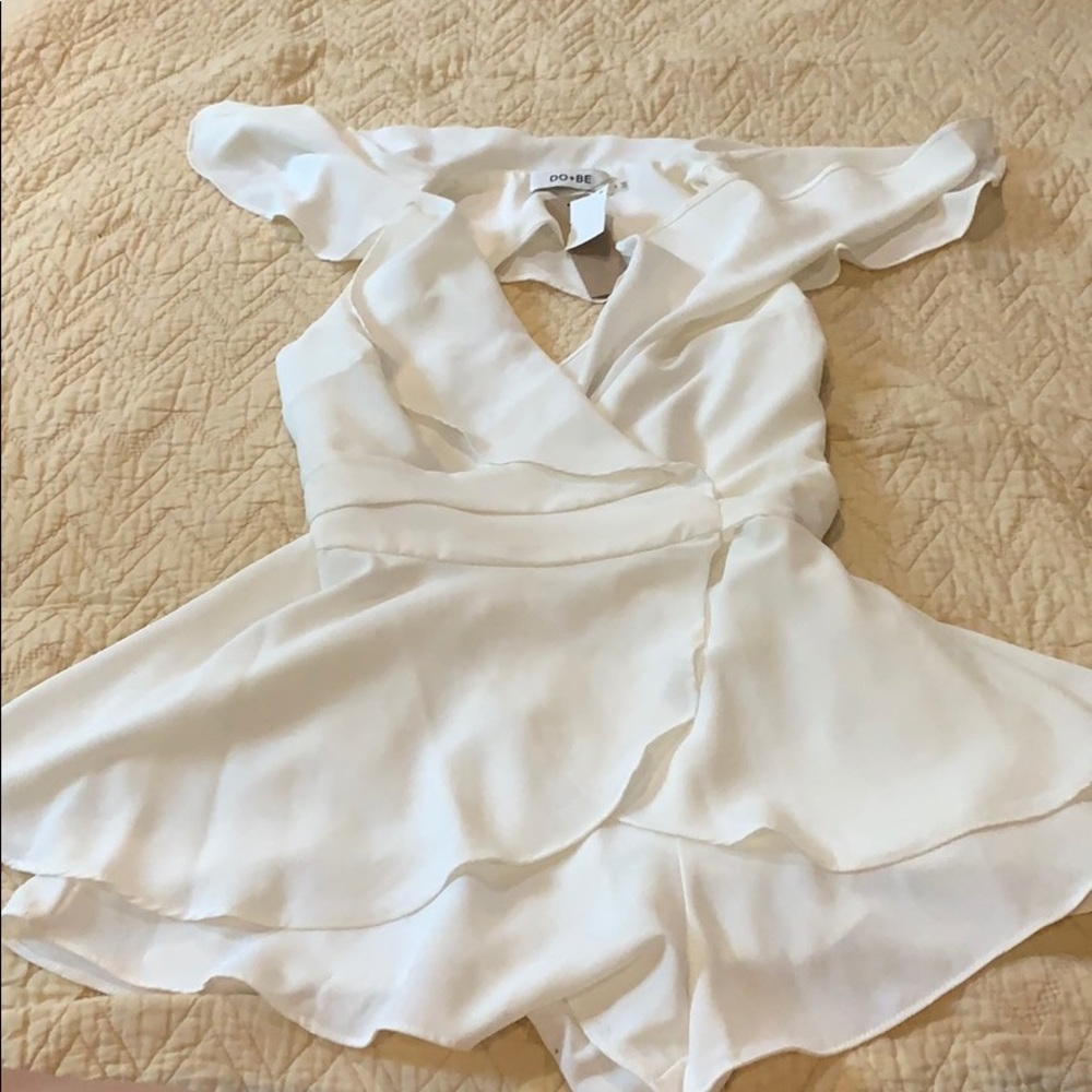 NWT beautiful white flowy romper